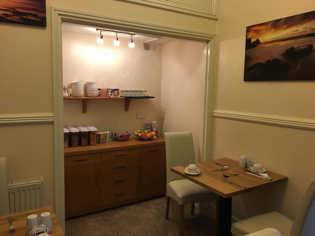 ホテル Cubbon House ダグラス エクステリア 写真
